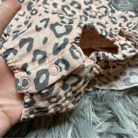 Angel dear leopard printed one piece - Picture 2 of 6